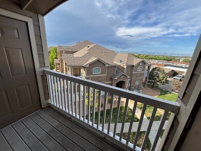 Building Photo - Maintenance Free Englewood Condo