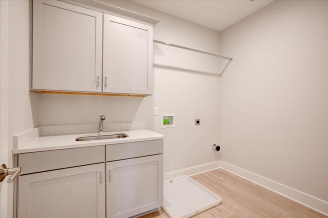 Building Photo - Brand New Construction Townhome in Norton Commons