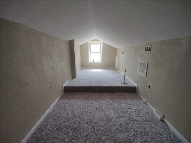 Building Photo - 2715 Ashington Dr