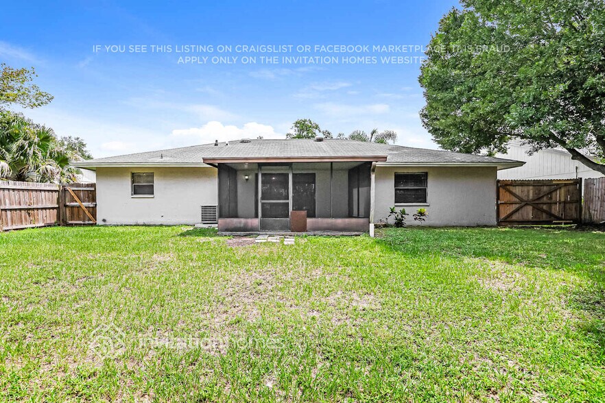 Building Photo - 1517 Kestrel Way