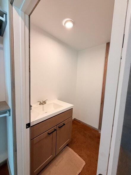 Bathroom 1 (first floor) - 2567 Old Mission Rd