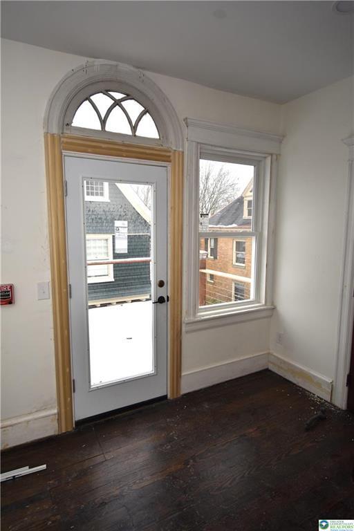 Building Photo - 312 March St