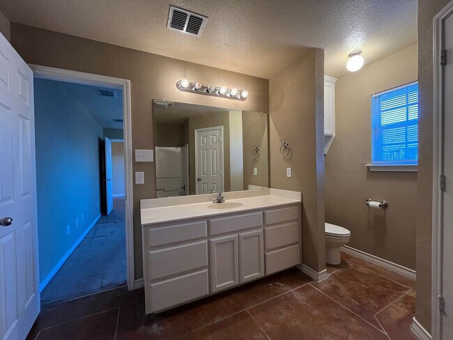 Building Photo - 3049 Palomino Trail