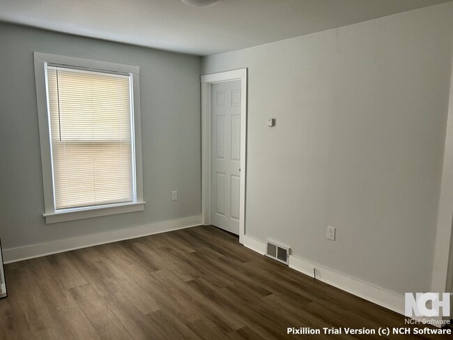 Building Photo - 79 St Charles St