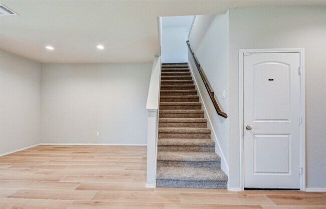 Building Photo - 15348 Timber Preserve Ln
