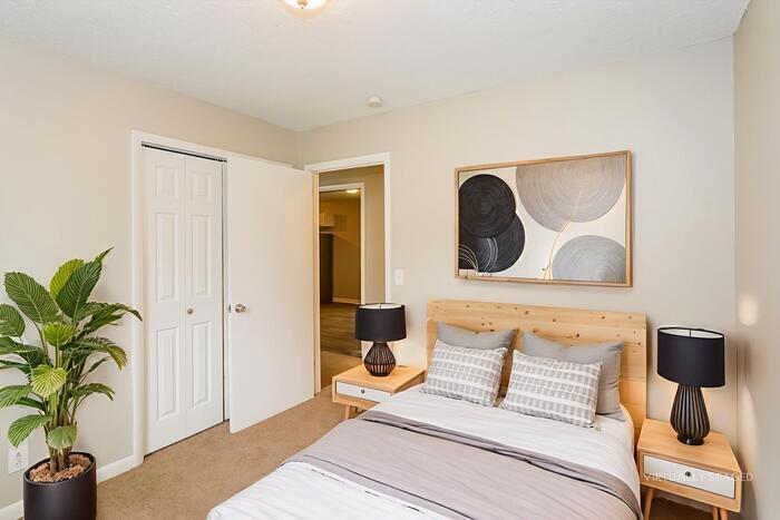 Building Photo - 3935 Crouch Dr