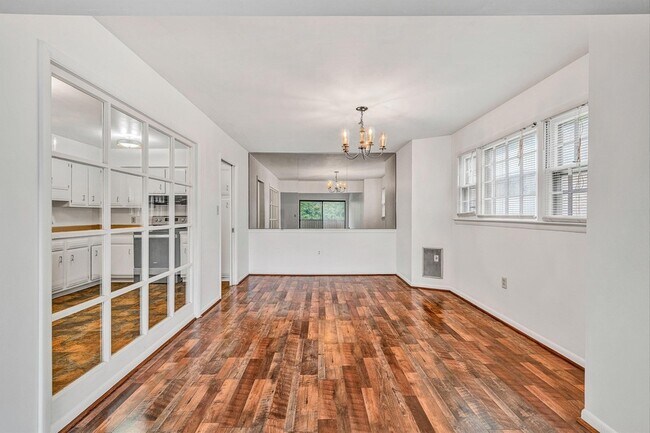 Building Photo - 5260 Crossbow Cir