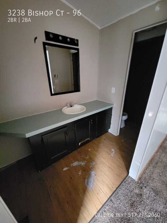 Building Photo - Remodeled Mobile Home - Fall Move in Specials