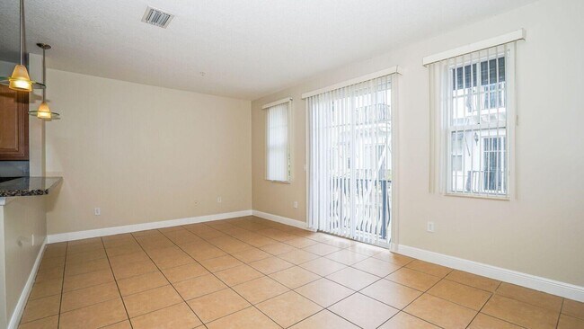 Building Photo - 3833 NW 5th Terrace