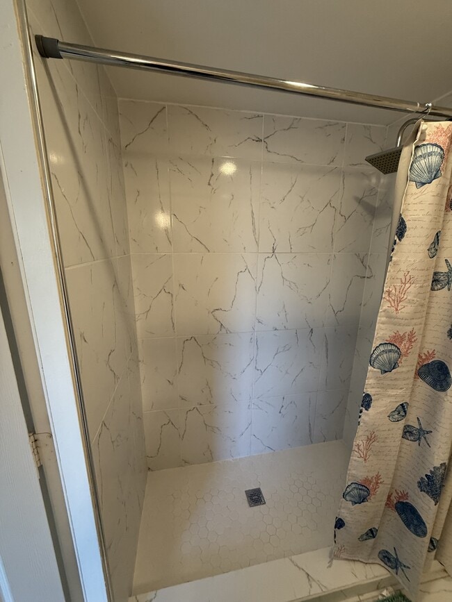 Building Photo - 429 Morgan Cir S