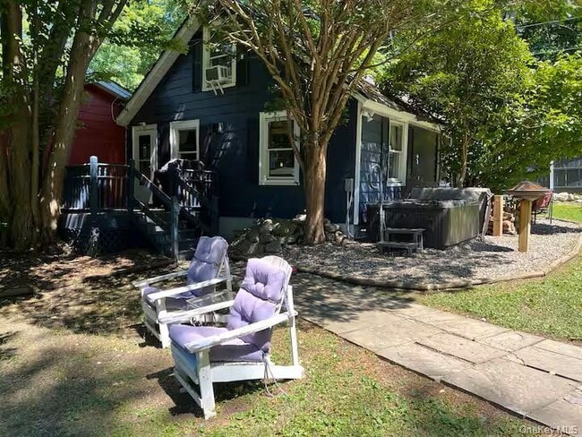 Building Photo - 149 Jaycox Rd