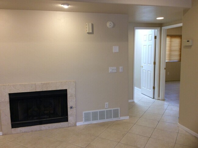 Building Photo - SHORT TERM RENTAL - APRIL - MID JULY