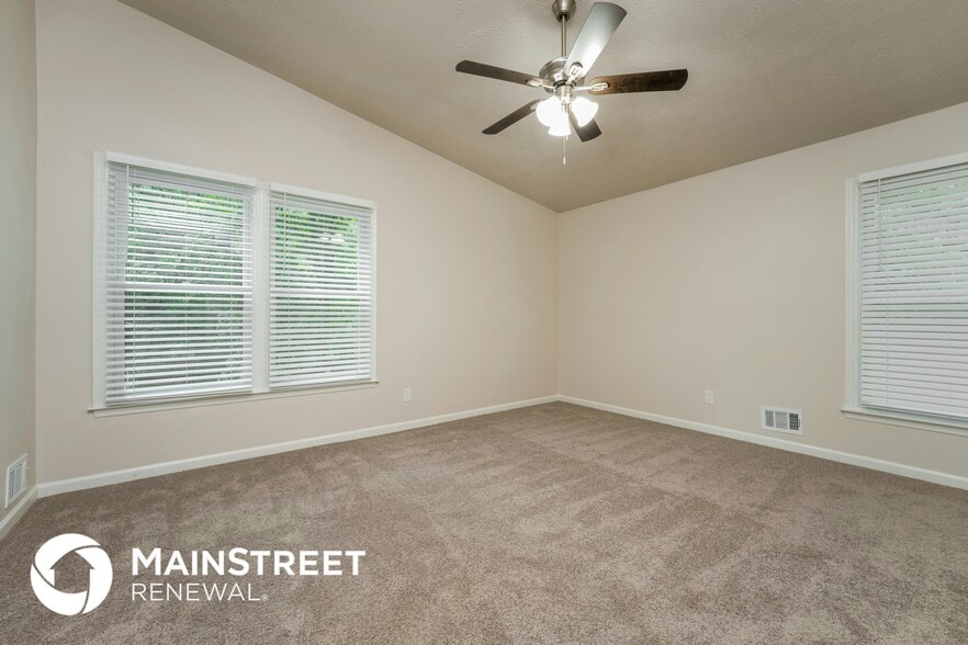 Building Photo - 661 Raven Springs Trail