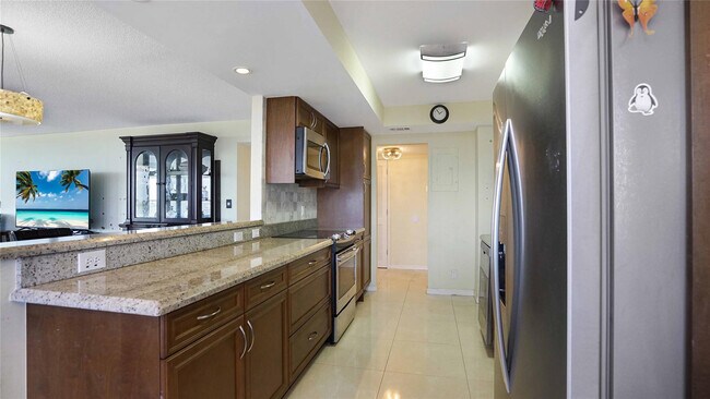 Building Photo - 4020 Galt Ocean Dr