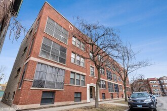 Building Photo - 1408 W Jonquil Terrace
