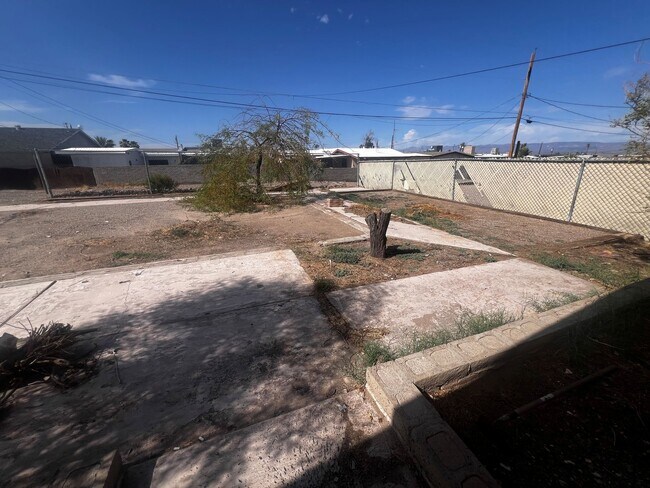 Building Photo - 2015 Rio Vista