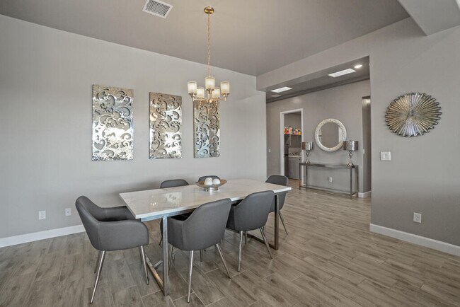 Building Photo - 13432 Emerald Rose Ct