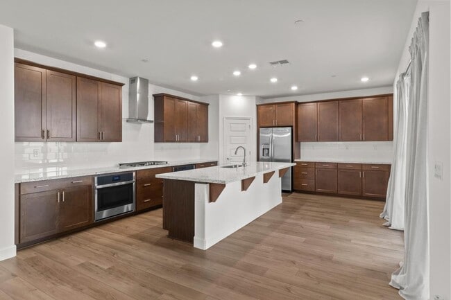 Building Photo - 3 YEARS NEW, BUILT BY LENNAR HOMES, 4 BED, 3 BATH, 2 CAR GARAGE