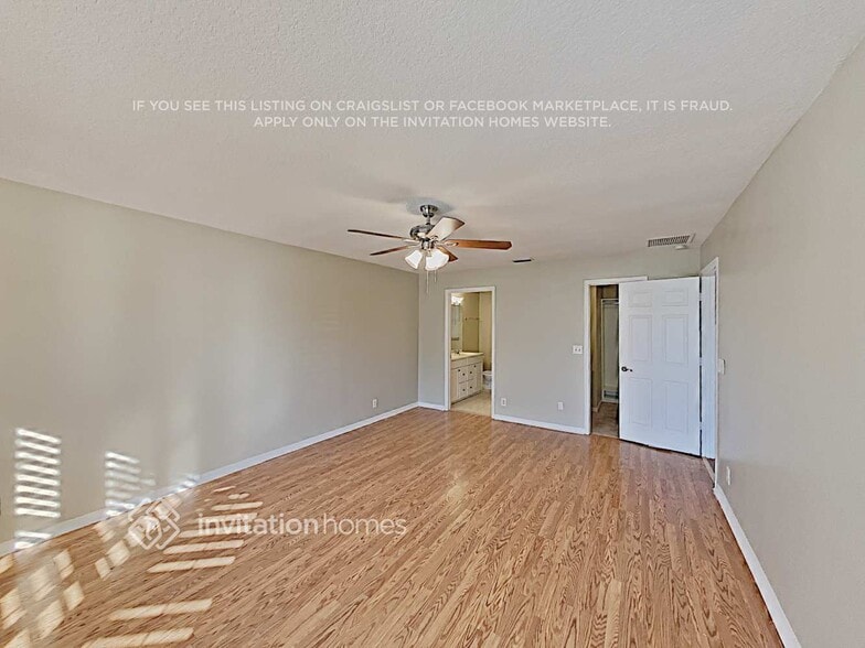 Building Photo - 1961 Primrose Ln