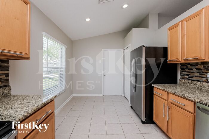 Building Photo - 11631 Tropical Isle Ln