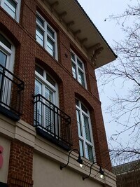 Building Photo - 1245 Caroline St NE