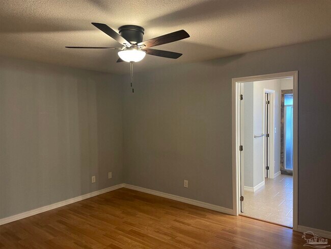 Building Photo - 5067 Serry Ln