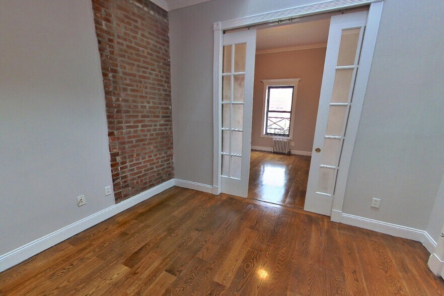 Building Photo - 697 Tenth Ave (47th & 48th St), #5FN