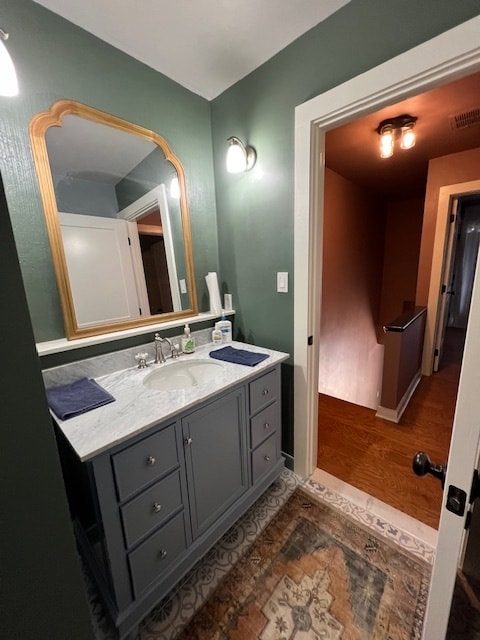 upstairs full bath - 130 E Longview St