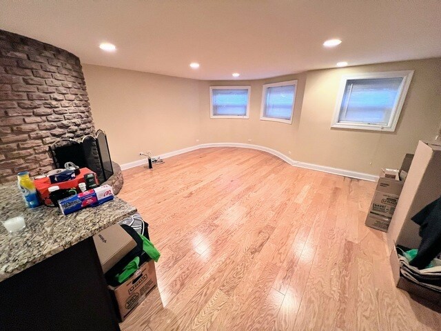 Building Photo - 2914 N Halsted St