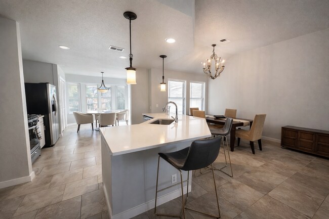 Building Photo - 3 BED 2 BATH AUSTIN TX!!! NEW MANAGEMENT!!!!