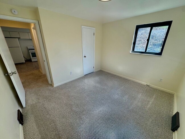 Building Photo - 229-231 Marylea Avenue (LO)