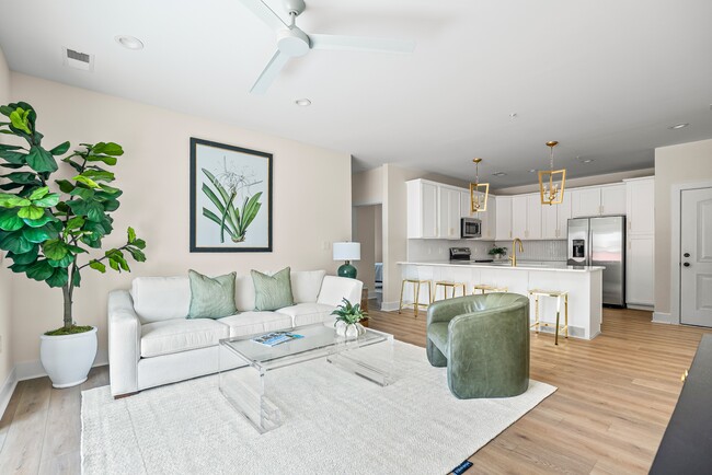 Building Photo - 420 Capstone Dr