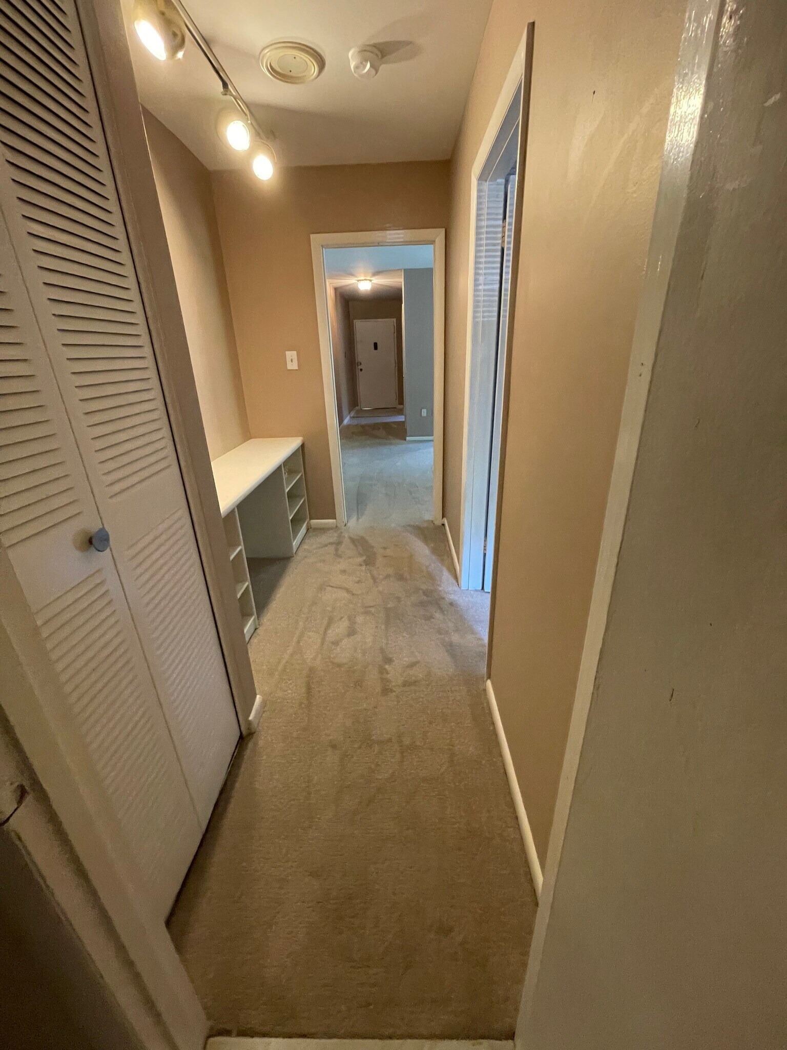 Hallway outside bedroom with hallway desk - 10638 Weymouth St