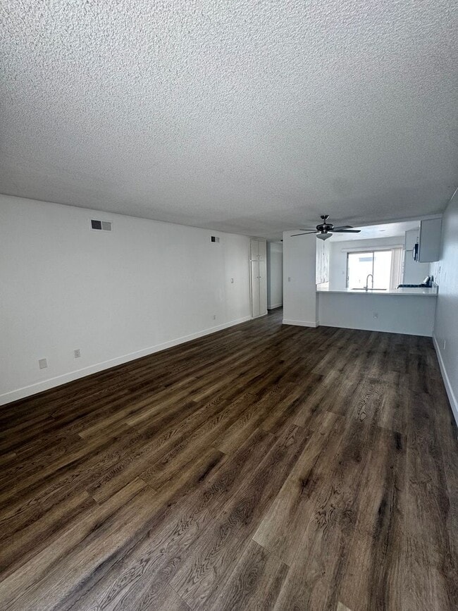 Building Photo - 17740 La Rosa Ln