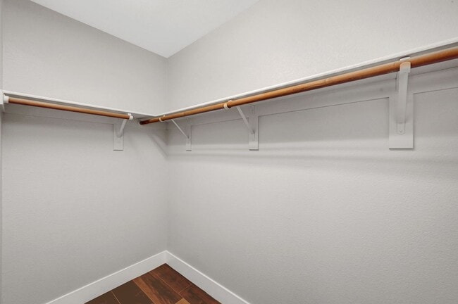 Building Photo - Remodeled Three Bedroom in Summerlin! No carpet!