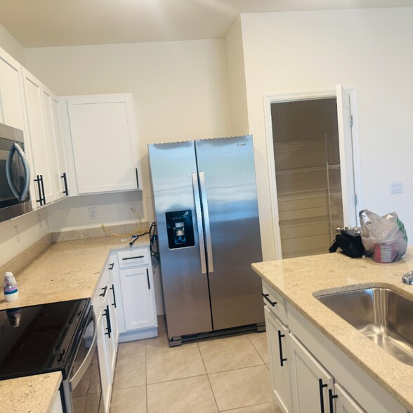 Building Photo - 1829 Pleasant Maple Ct