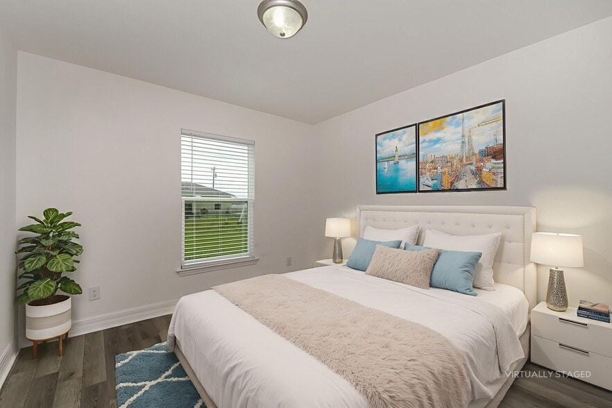 Building Photo - 106 NW 24th Terrace