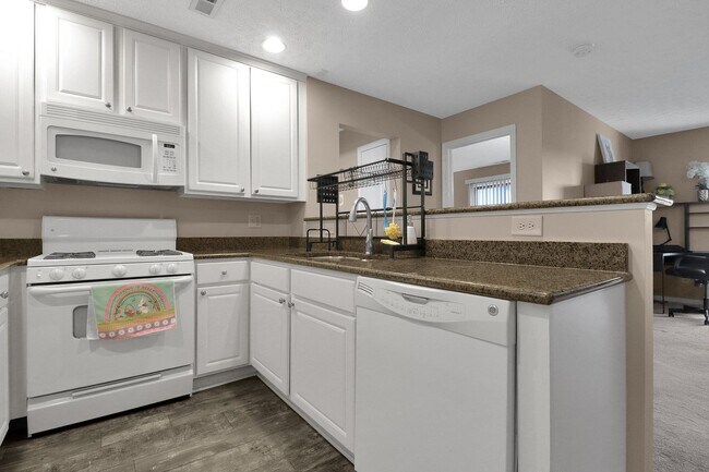 Building Photo - Beautifully Up0dated 1-bedroom, 1-bathroom...
