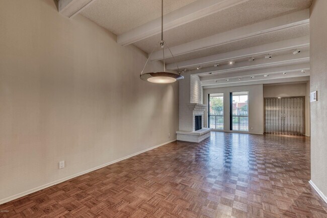 Building Photo - 7145 E McDonald Dr