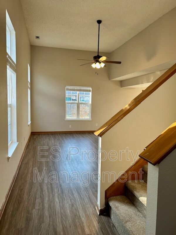 Building Photo - 6316 Long River Ln