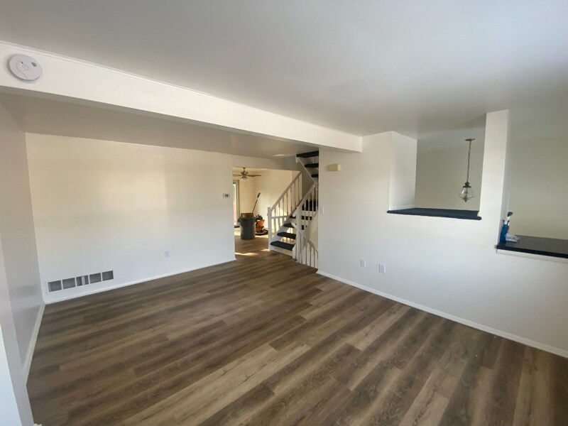 Building Photo - 679 S 82nd St