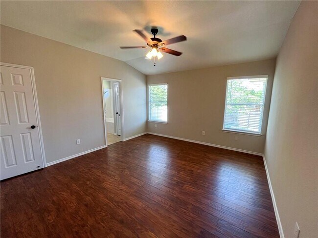 Building Photo - 1011 Burgess Dr