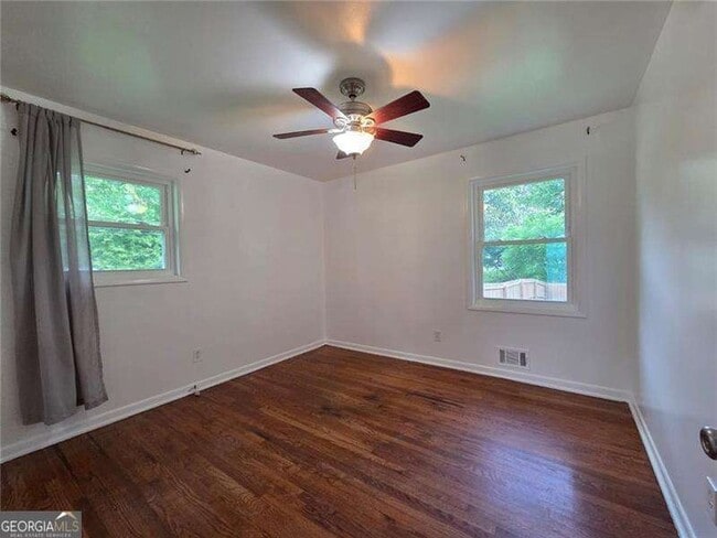 Building Photo - 762 Lancelot Dr
