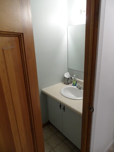 Building Photo - 921 Onondaga St