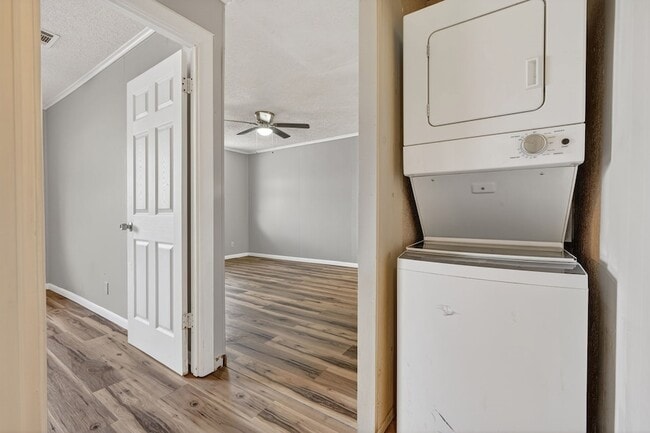 Building Photo - 1200 NW 3rd Ave