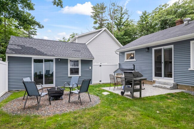 Building Photo - 247 Berwick Rd