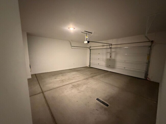 Building Photo - 22705 N Rummler Ln