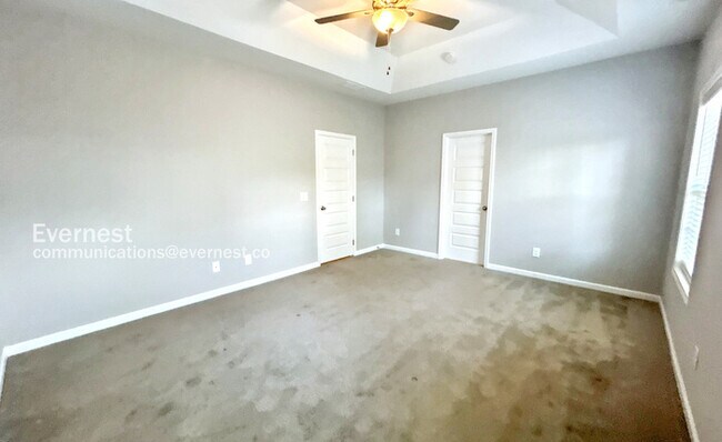 Building Photo - 1408 Pipeline Ave