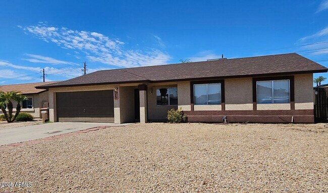 Primary Photo - 9920 N 90th Ln