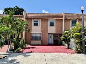 Building Photo - 890 W 81st Pl